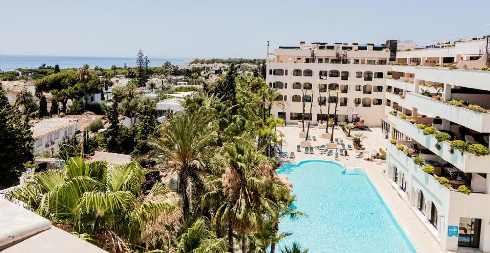 Foto de los servicios de Apartamentos Guadalpin Suites