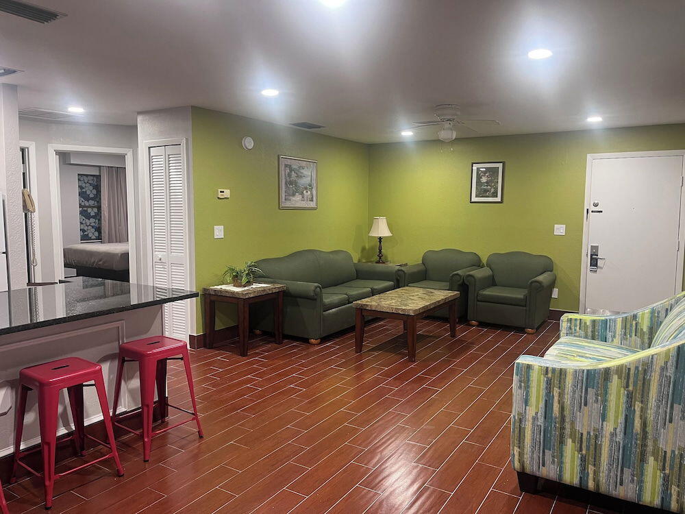 Foto de una habitación de Hotel Travelodge by Wyndham Suites St Augustine