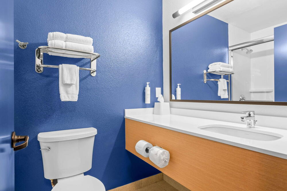 Foto del baño de Hotel Spark by Hilton Modesto
