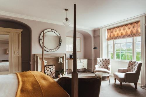 Common areas – The Falcon Inn