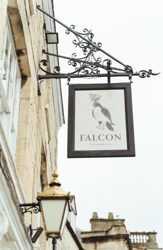 Photo – The Falcon Inn