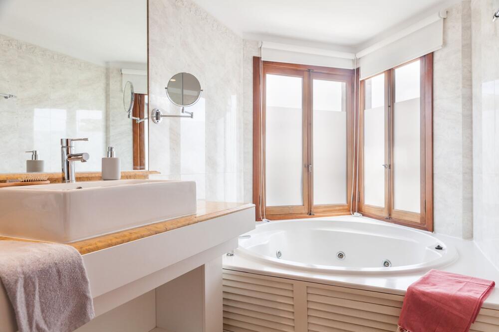 Foto general de Hotel Menorca Binibeca - Adults Only- by Pierre &amp;amp; Vacances Premium
