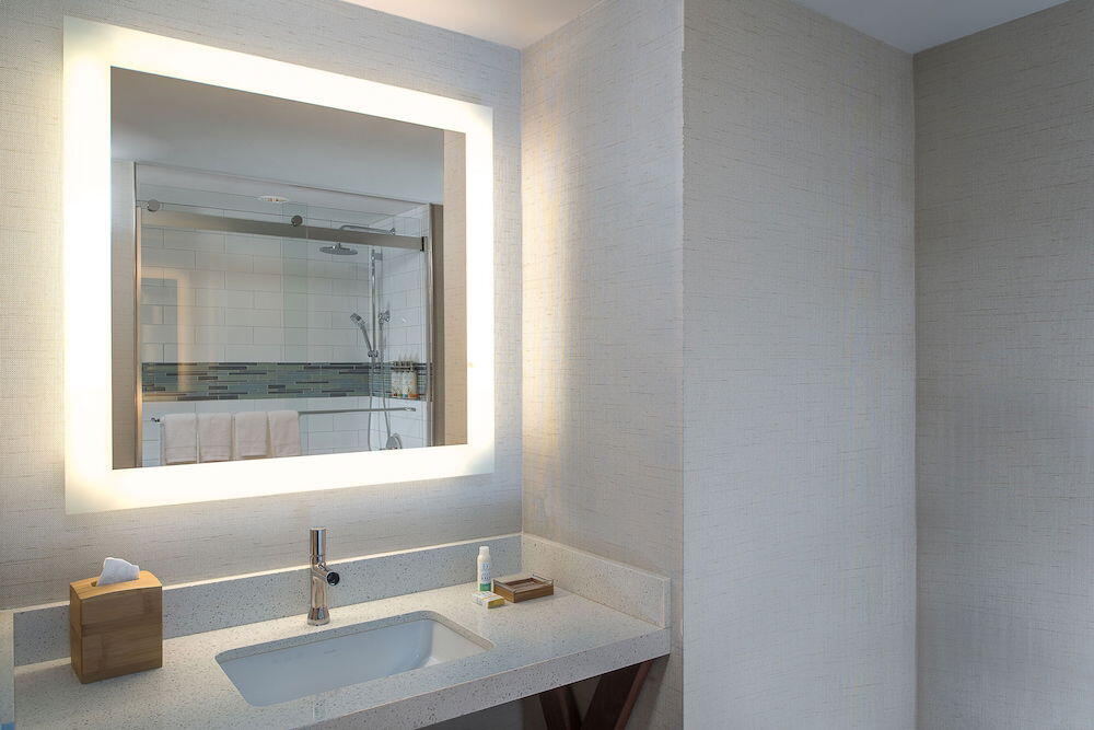 Foto del baño de EVEN Hotel New York - Times Square South, an IHG Hotel