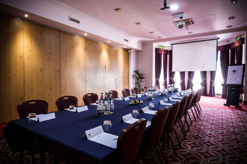 Facilities – Hotel DoubleTree by Hilton Cheltenham-Cotswolds