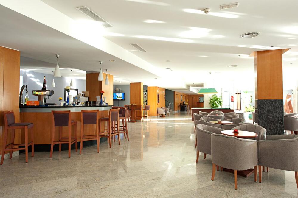 Foto de las zonas nobles de Hotel LIVVO Costa Taurito &amp;amp; Aquapark