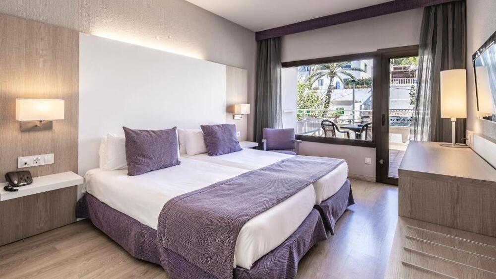 Foto de una habitación de Hotel Be Live Adults Only Marivent