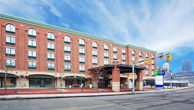 Photo – Holiday Inn Express Hotel &amp; Suites Pittsburgh-South Side, an IHG Hotel