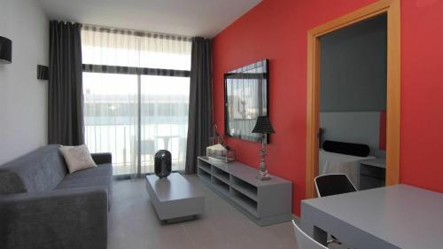 Foto de una habitación de Apartamentos Apolo Suites Rentalmar