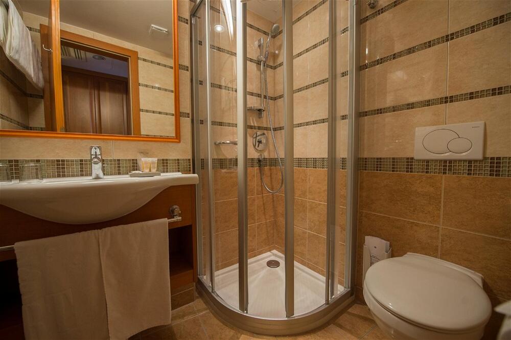 The Three Corners Hotel Art, Budapest. Desde 108.33