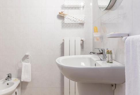 Foto del baño de Complejo Pian Dei Mucini Resort