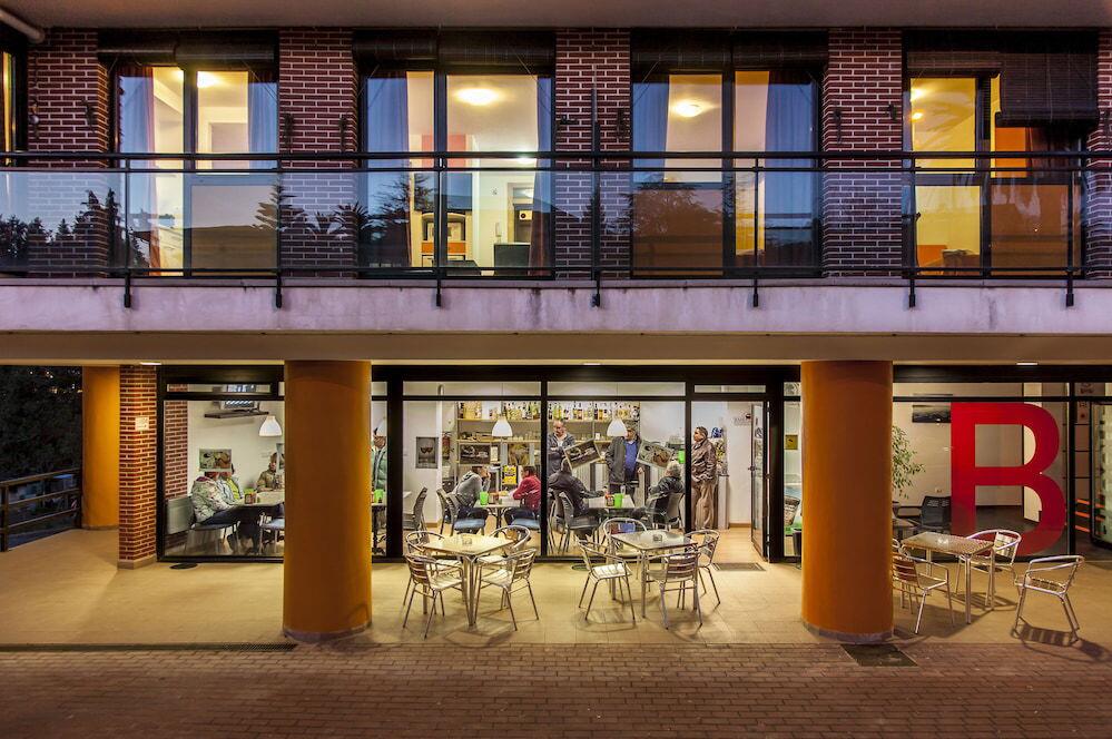 Foto de las zonas nobles de Apartamentos Bahía de Boó