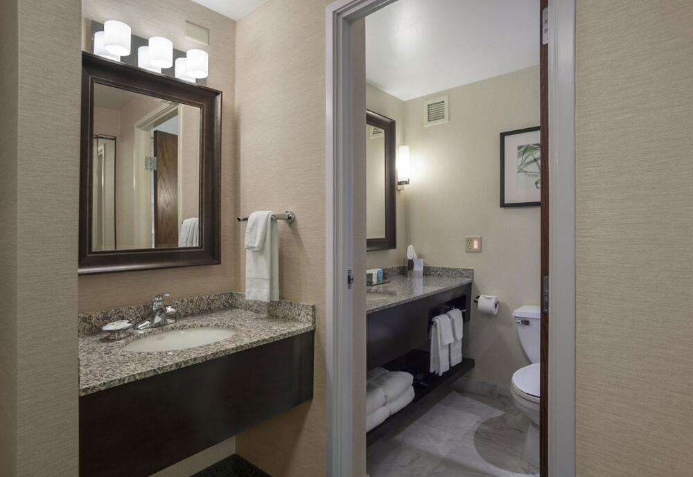 Foto general de Hotel Crowne Plaza Lansing by IHG