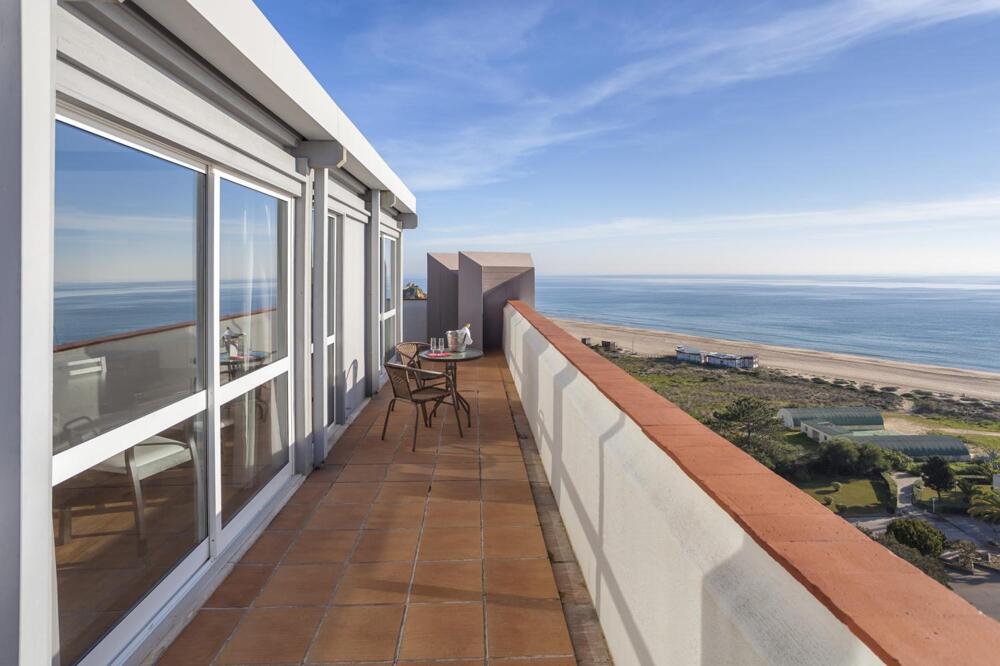 Foto de una habitación de Apartamentos Pestana Alvor Atlantico Residences Beach Suites