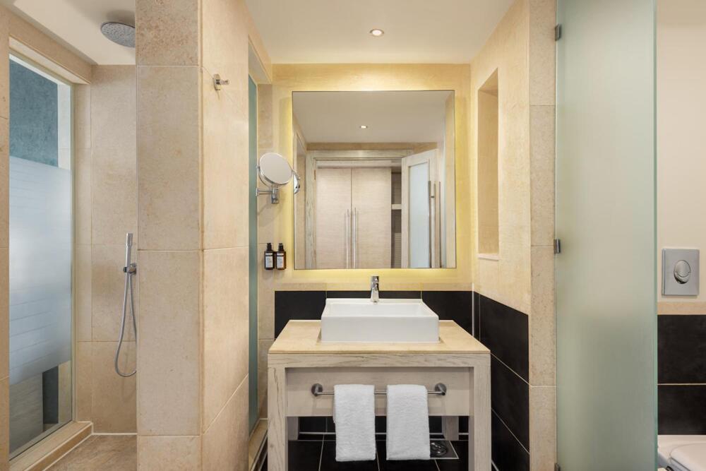 Foto del baño de Complejo Movenpick Waterpark Resort &amp;amp; Spa Soma Bay