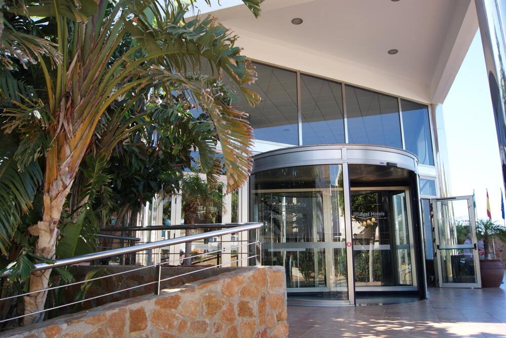 Foto del exterior de Hotel Best Oasis Tropical