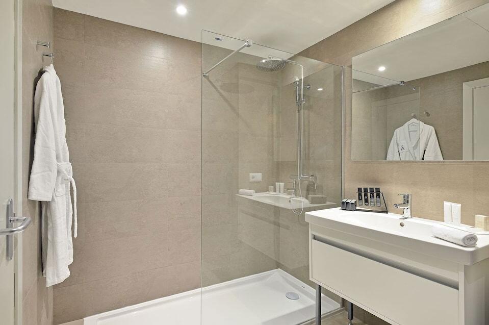 Foto del baño de Hotel Meliá Calviá Beach