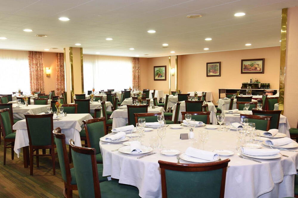 Foto de restauración de RVHotels Tuca