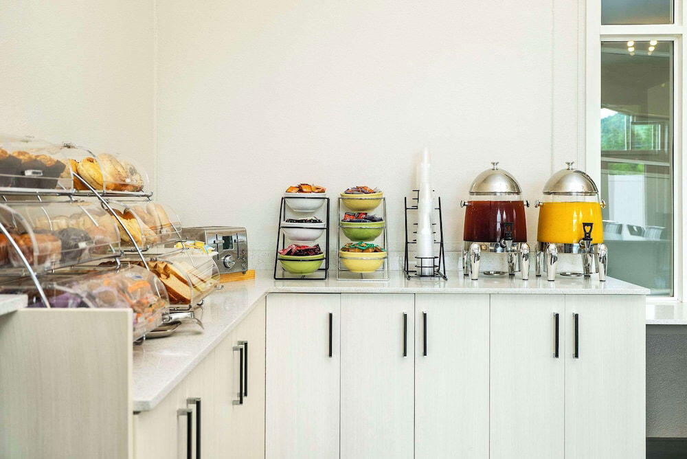 Dining – Hotel Quality Inn &amp;amp; Suites