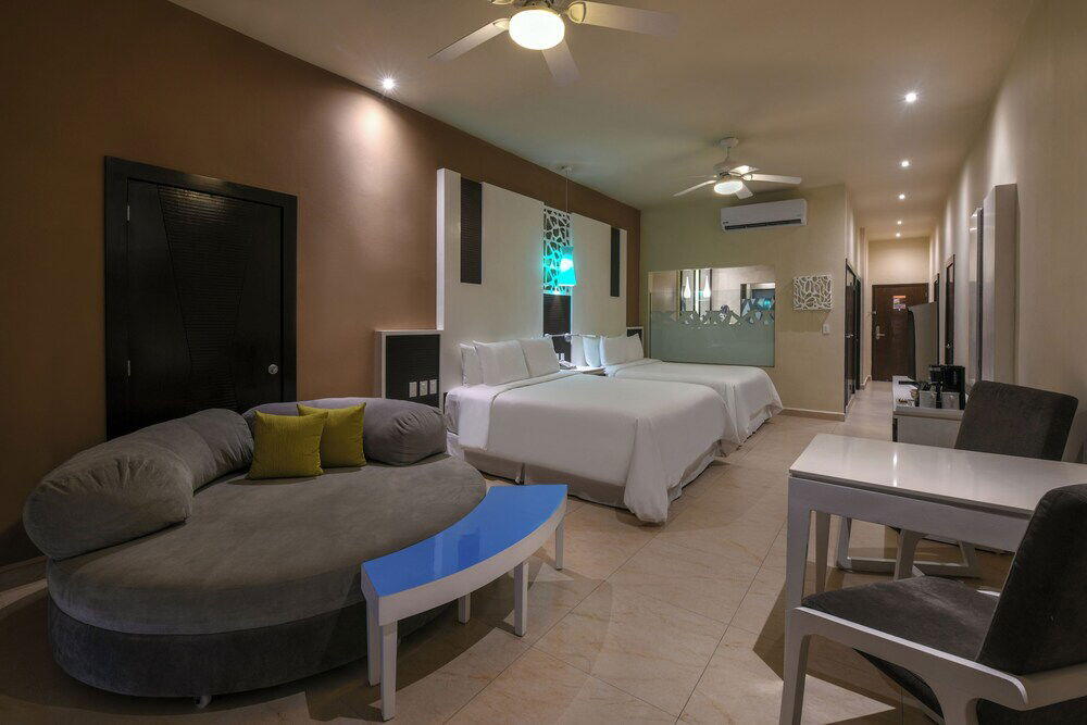 Foto de una habitación de Complejo El Dorado Seaside Suites, Catamarán, Ecoturistic Ranch, All &amp;amp; More Inclusive - Adults Only