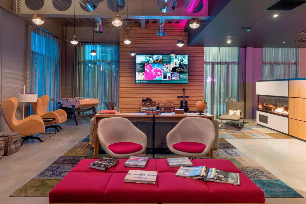 Foto de las zonas nobles de Hotel Moxy London Excel
