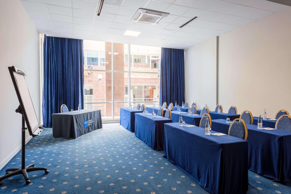 Foto general de Hotel TRYP by Wyndham Lisboa Caparica Mar