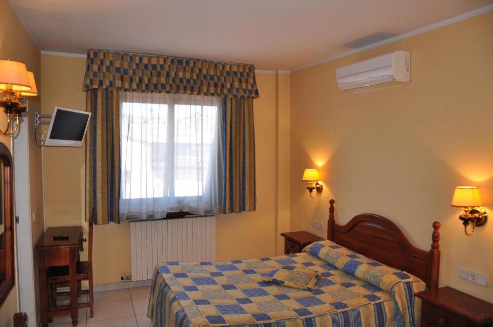 Foto de una habitación de Hotel BONCOMPTE