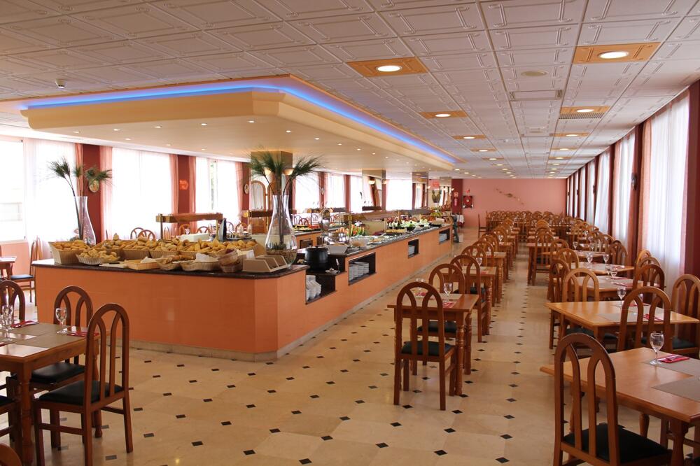 Foto de restauración de Hotel Parasol by Dorobe