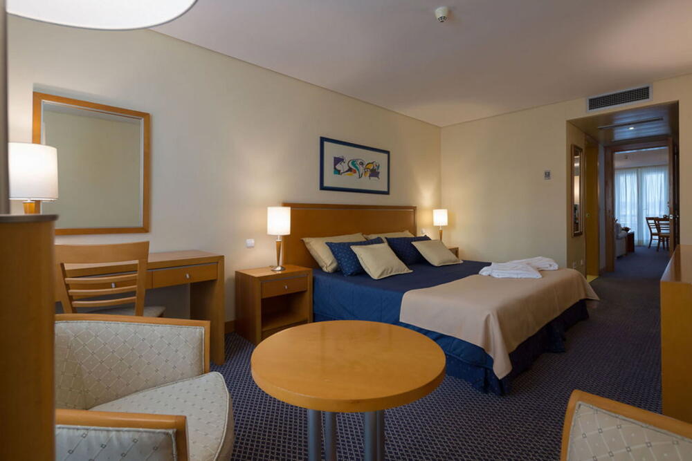 Hotel MS Vila Nova, Ponta Delgada. Desde 101.28€ - Central de Reservas
