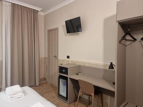 Pyramid Hotel Rome Hotel Pyramid, Rome - Reserving