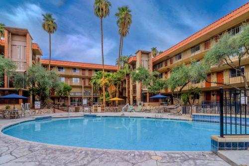 Motel 6 Phoenix, AZ – Sky Harbor, Phoenix - Reserving