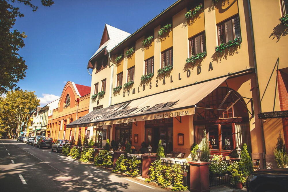 Komló Hotel Gyula, Gyula - Reserving