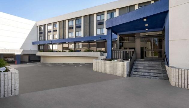 Foto de Hotel Baymont by Wyndham Monterey Park