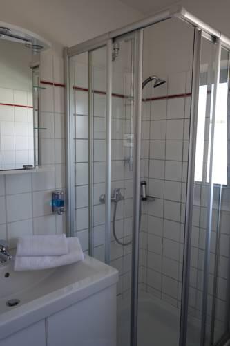 Foto del baño de Hotel Gästehaus Linden