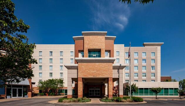 Foto de Hotel Hampton Inn &amp; Suites St. Louis at Forest Park