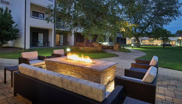 Photo – Hotel Courtyard Chicago Lincolnshire