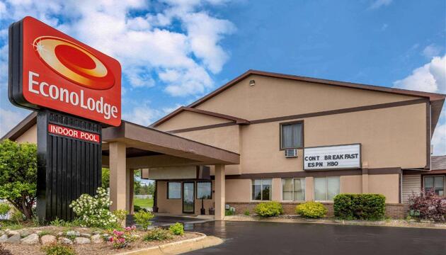 Photo – Hotel Econo Lodge Traverse City