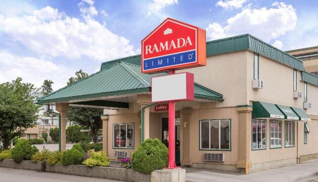 Photo – Hotel Ramada by Wyndham