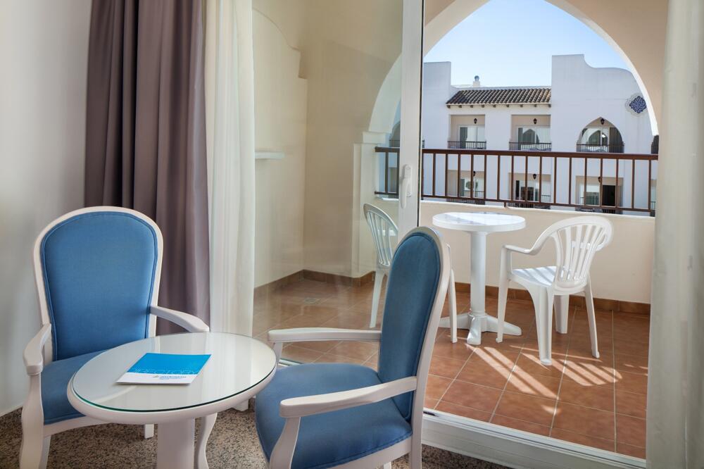 Foto de una habitación de Hotel Mac Puerto Marina Benalmadena