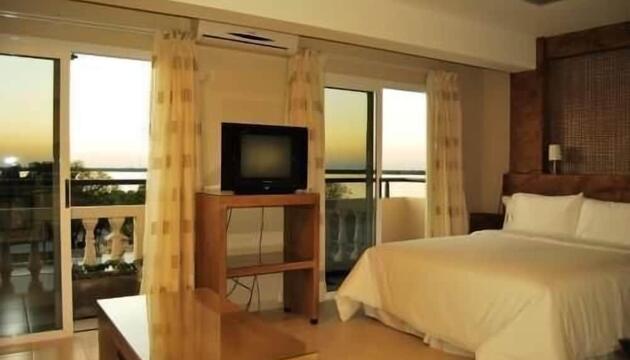 Foto de Aparthotel La Rozada Suites