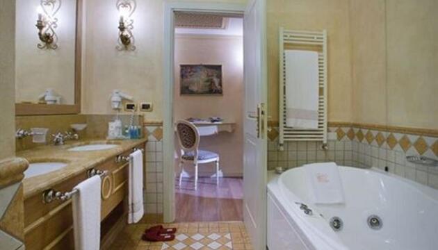 Photo – Vip&apos;s Motel Luxury Accommodation &amp; Spa