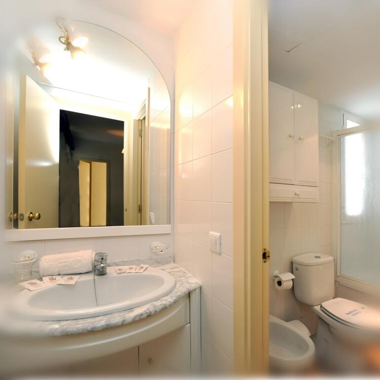 Foto del exterior de Apartamentos Velamayor