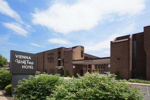 Photo – Vienna Wolf Trap Hotel
