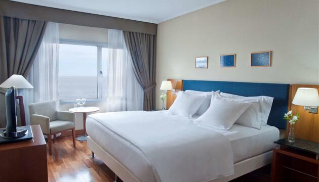 Foto de Hotel NH Montevideo Columbia