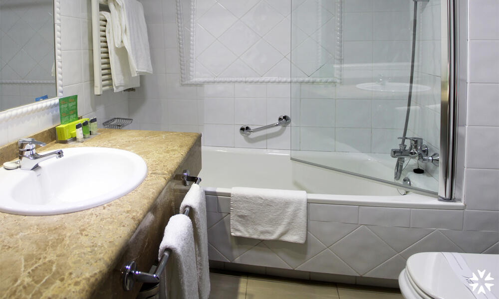 Foto del baño de Hotel Silken Rio Santander