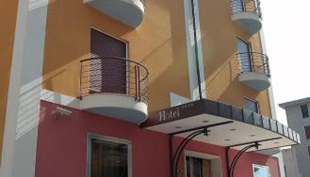 Photo – Hotel Fly