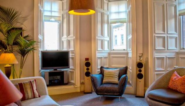 Photo – West George Street Apartment