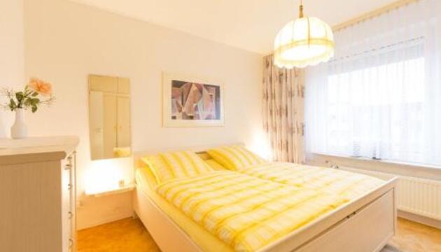 Photo – Deutsche Messe Zimmer - Private Apartments &amp; Rooms Hannover City - room agency