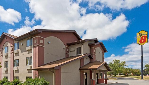 Foto de Hotel Super 8 by Wyndham Lexington Park/California Area