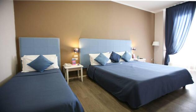 Photo – Hotel Magenta