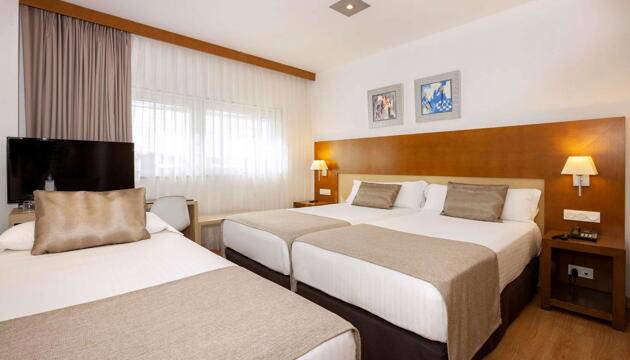 Foto de B&amp;B HOTEL Logroño Las Cañas